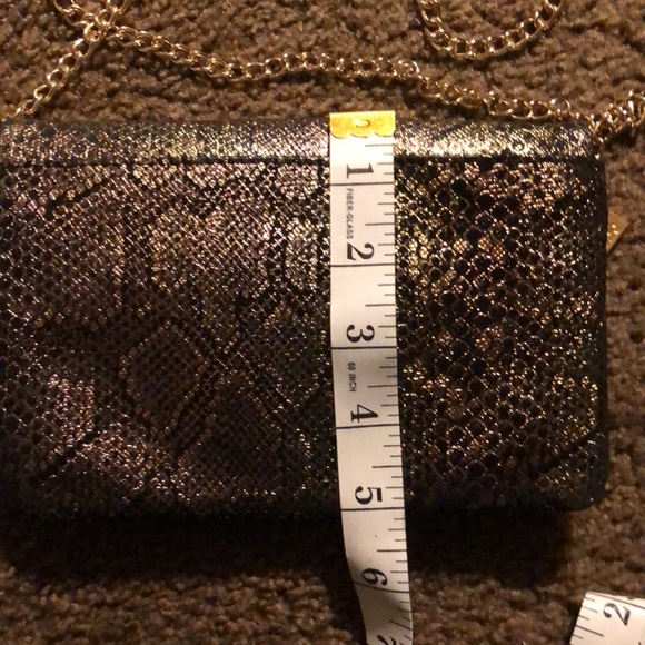 EUC Hobo International crossbody/wristlet - Picture 12 of 13